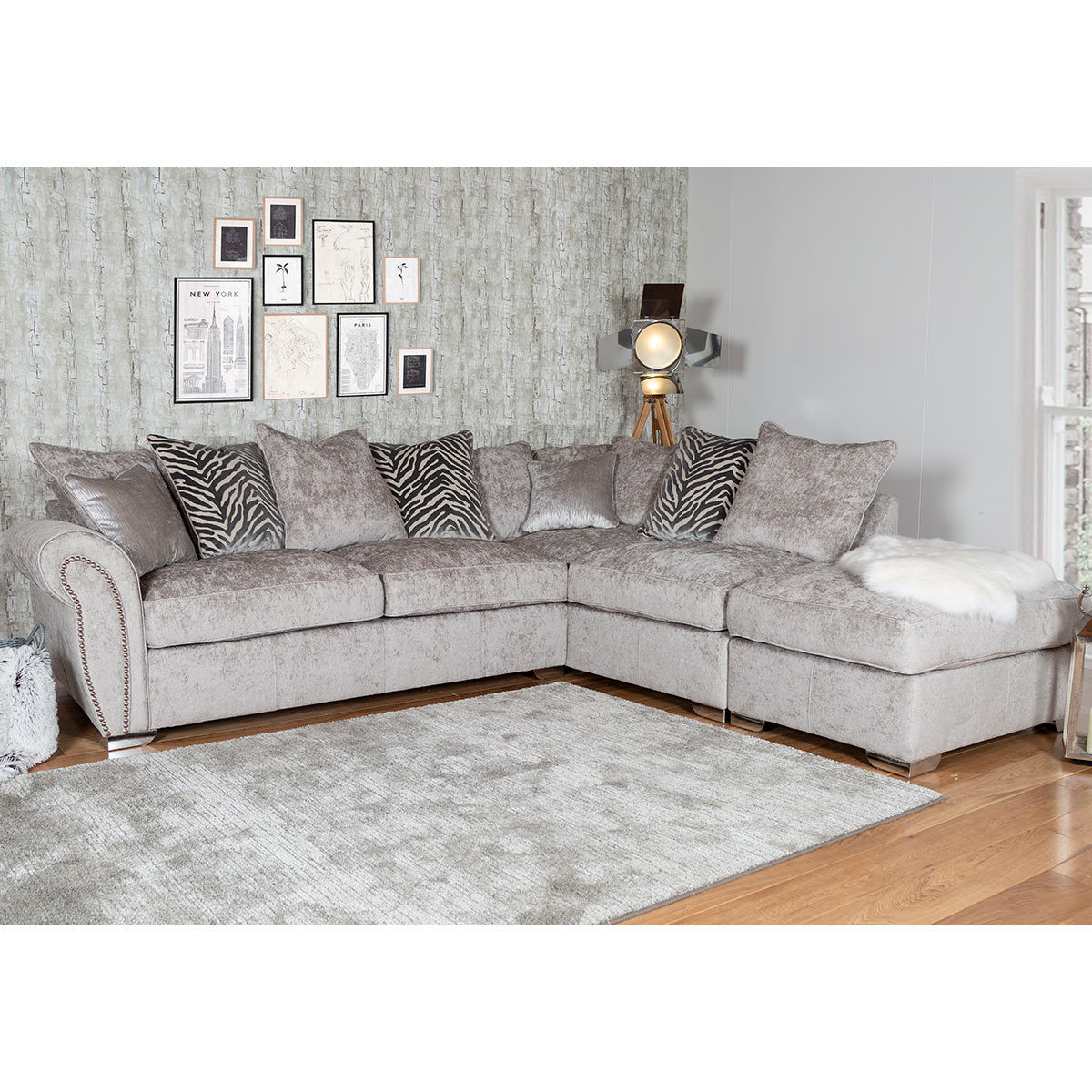 Official Photos C8f24 365f8 Right Facing Corner Sofa