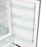 Hisense RB470N4SIC Fridge Freezer in Stainless Steel Fridge Shelves