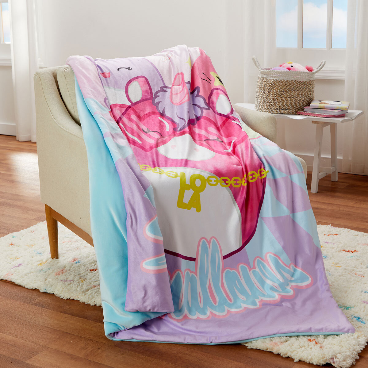 Squishmallows Snuggle Throw 127 x 177 cm Costco UK