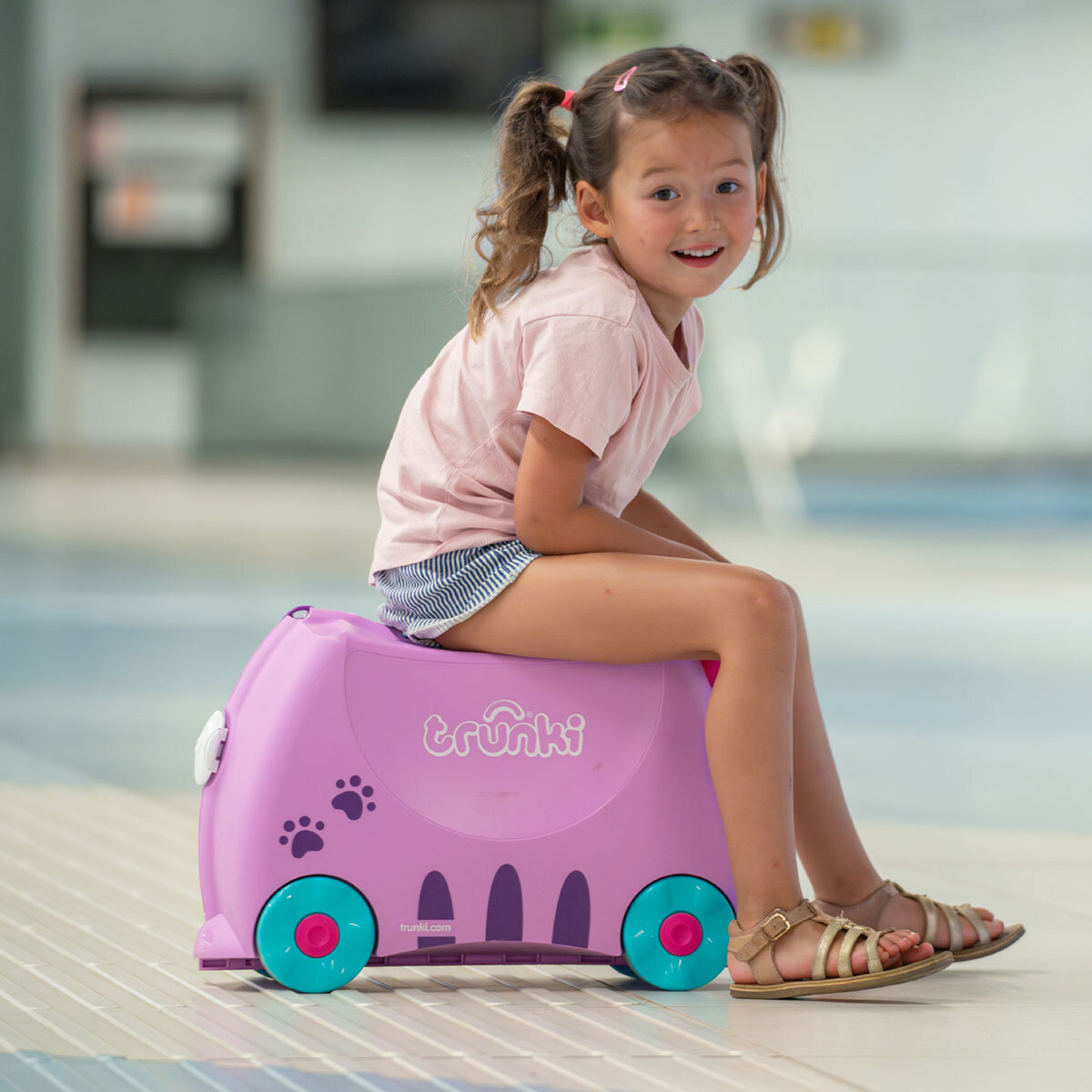 Trunki Ride-On Suitcase - Cassie the Cat Trunki Ride-On Suitcase - Cassie the Cat