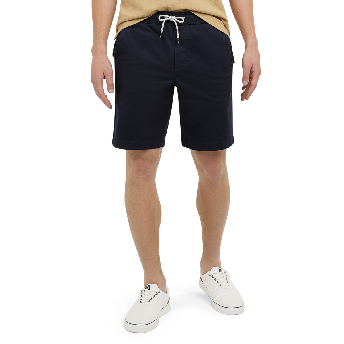 Chaps Men’s Reese Flex Pull-On Short in Navy