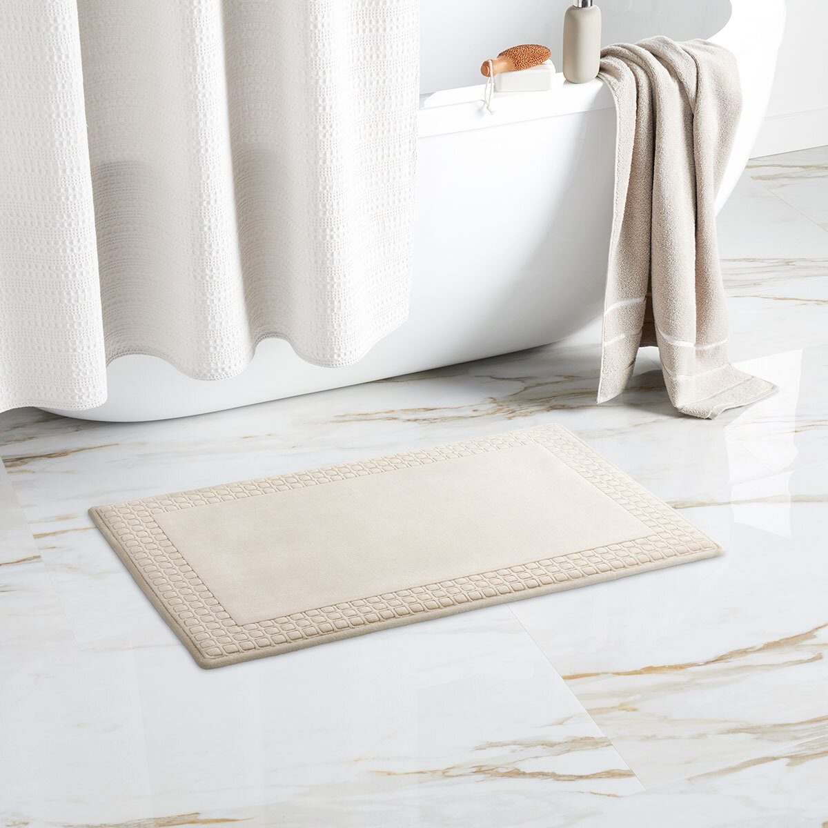 Paramount Memory Foam Plush Bath Mat in Cream, 60 x 91 cm