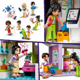 Buy LEGO Friends Heartlake City Shopping Mall Overview Image at Costco.co.uk