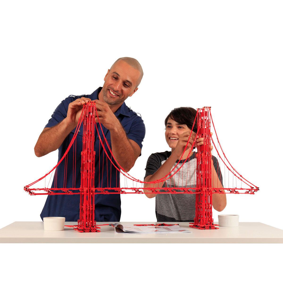 Buy K'nex Golden Gate Bridge Lifestyle Image at Costco.co.uk