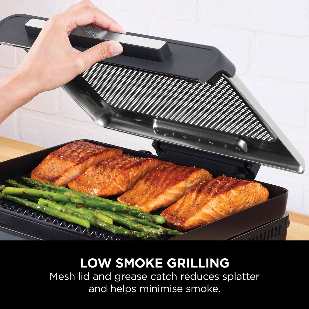 Ninja Sizzle Indoor Grill & Flat Plate Lifestyle Image