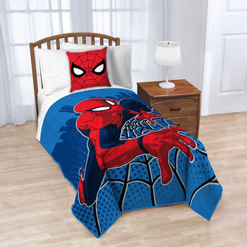 Licensed Character Cushion & Throw Set in 2 Designs