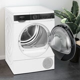 Siemens WQ45G209GB, 9kg Heat Pump Dryer, A++ Rated in White