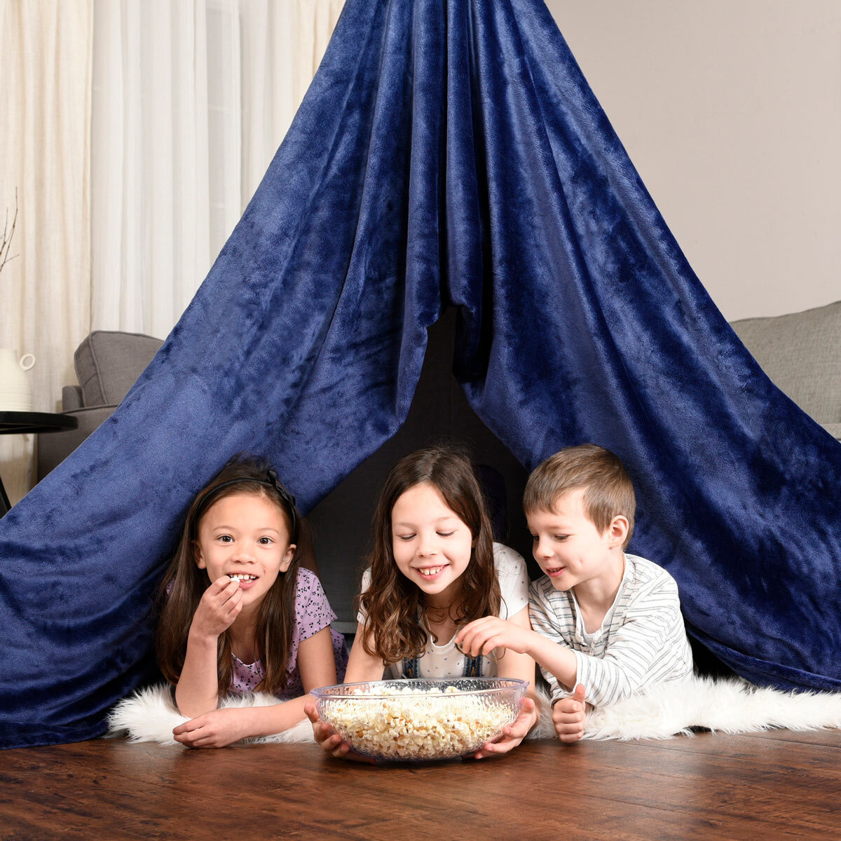 Life Comfort Oversized Family Blanket 304 x 279 cm, in Blue