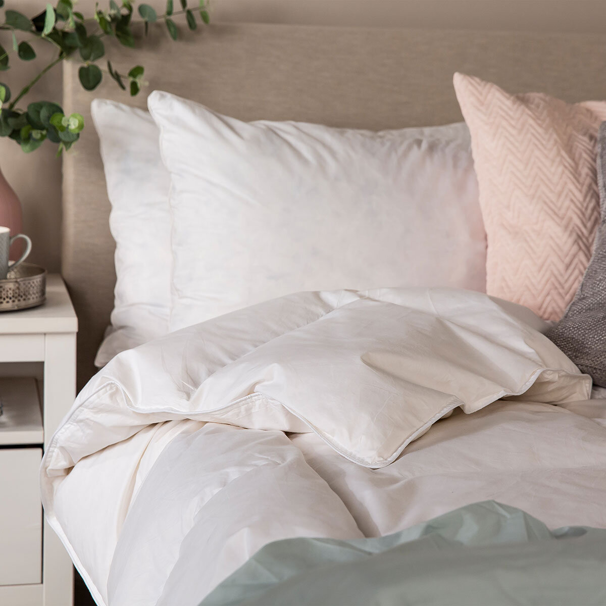 costco white comforter