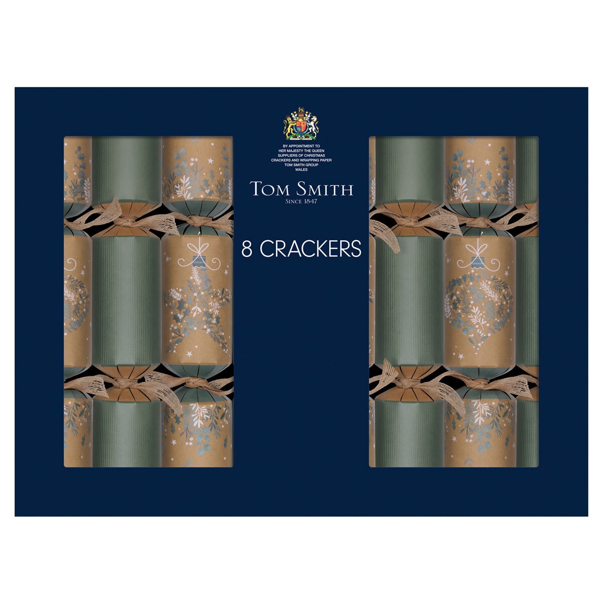 Tom Smith 14 Inch (36cm) Christmas Crackers 8 Pack in Traditional Theme