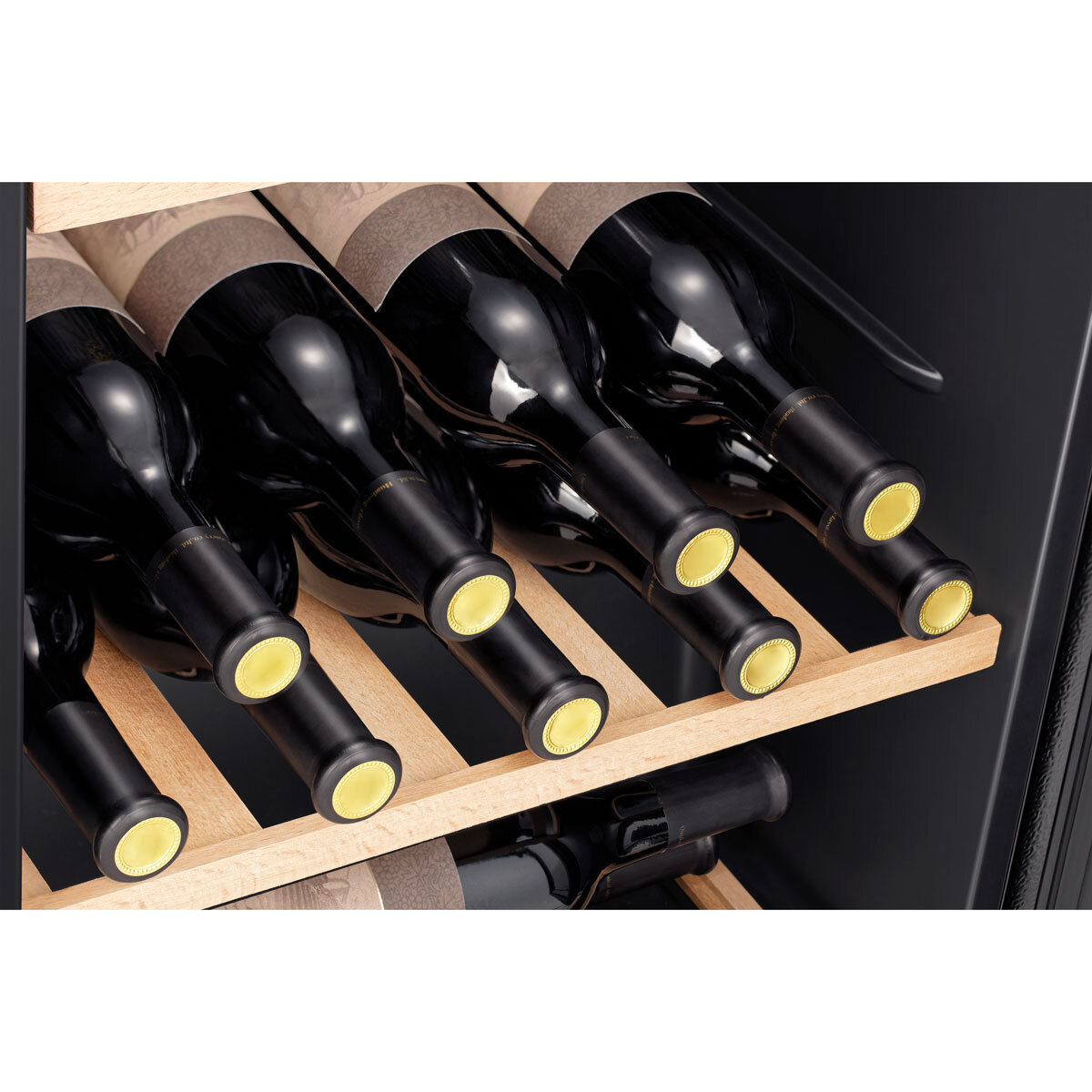 Hisense RW12D4NWG0, 30 Bottle Freestanding, Wine Cooler, G Rated in Black