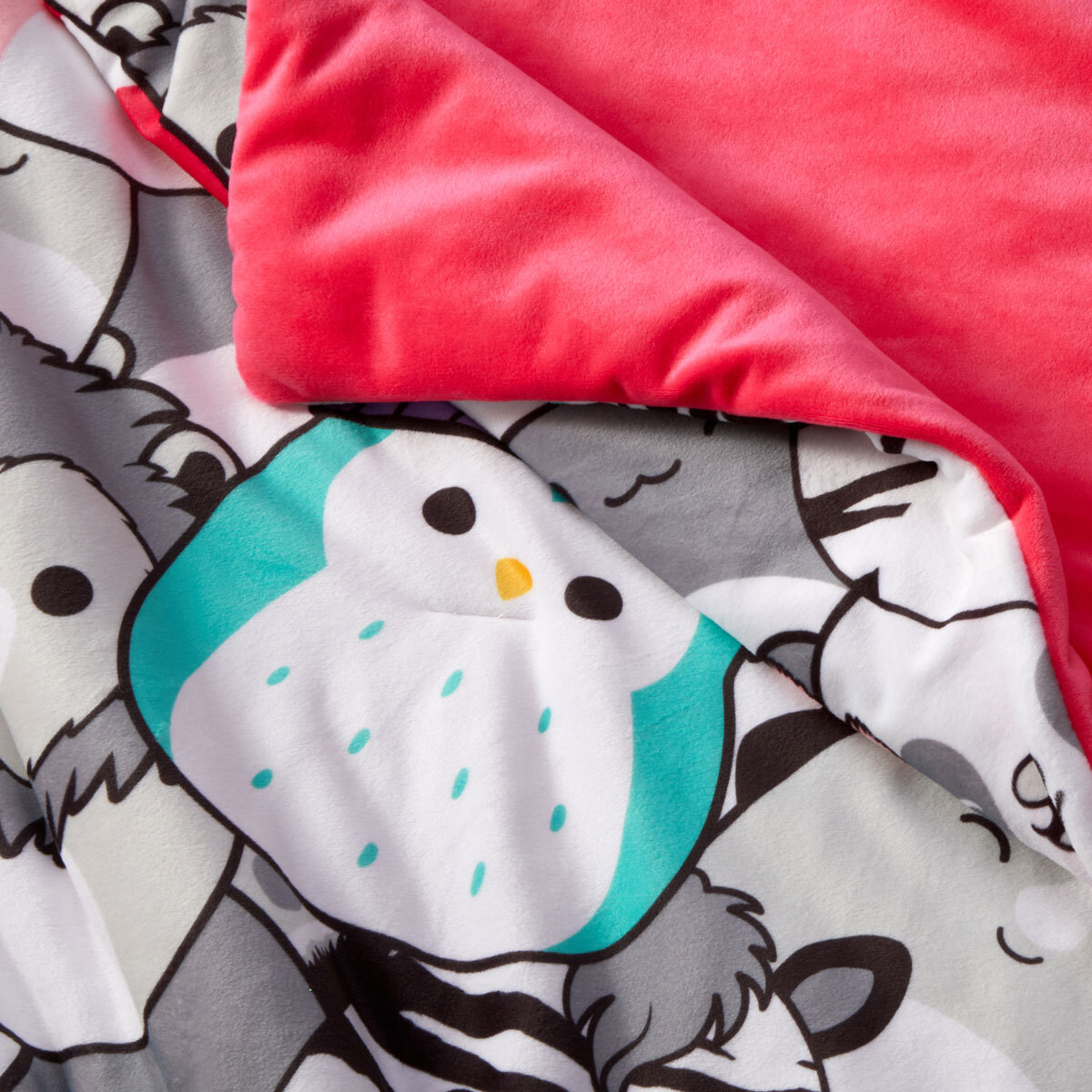 Squishmallows Snuggle Throw