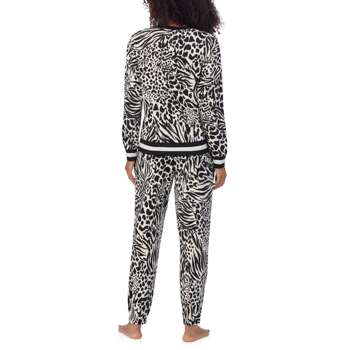 DKNY Ladies Fleece Lounge Set in Animal Print