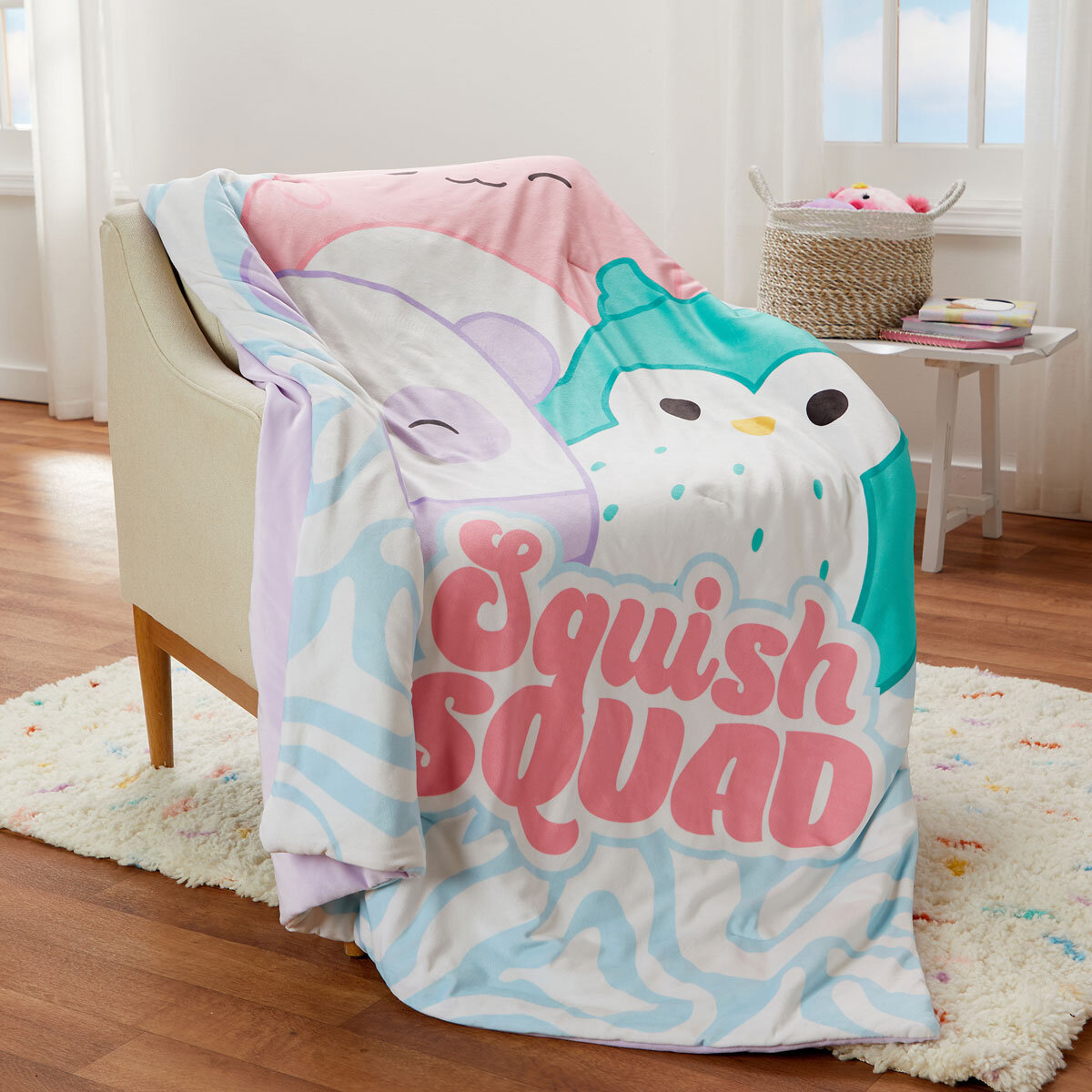 Squishmallows Snuggle Throw