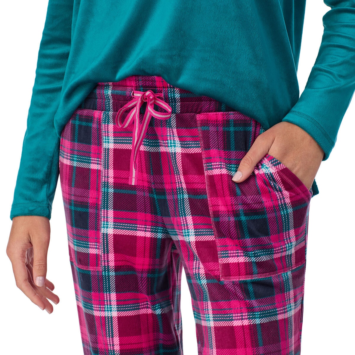 Jane & Bleecker Women's Silky Plush Pyjama Set in Green