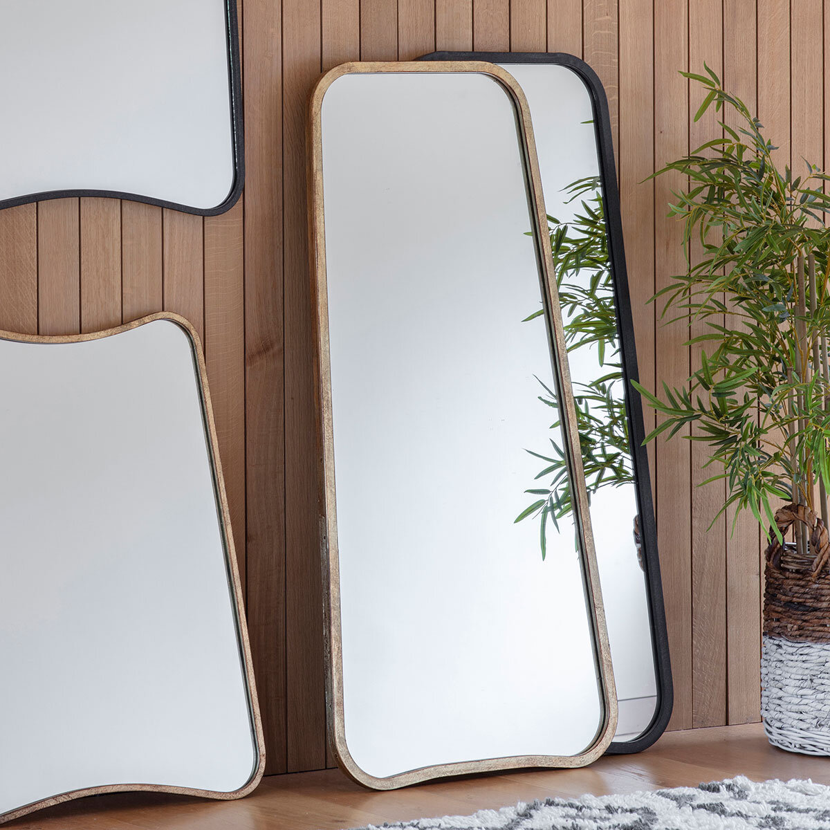 Gallery Kurva Gold Leaner Mirror, 56.5 x 123cm