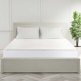 Lifestyle image of Protect a bed matress protector set