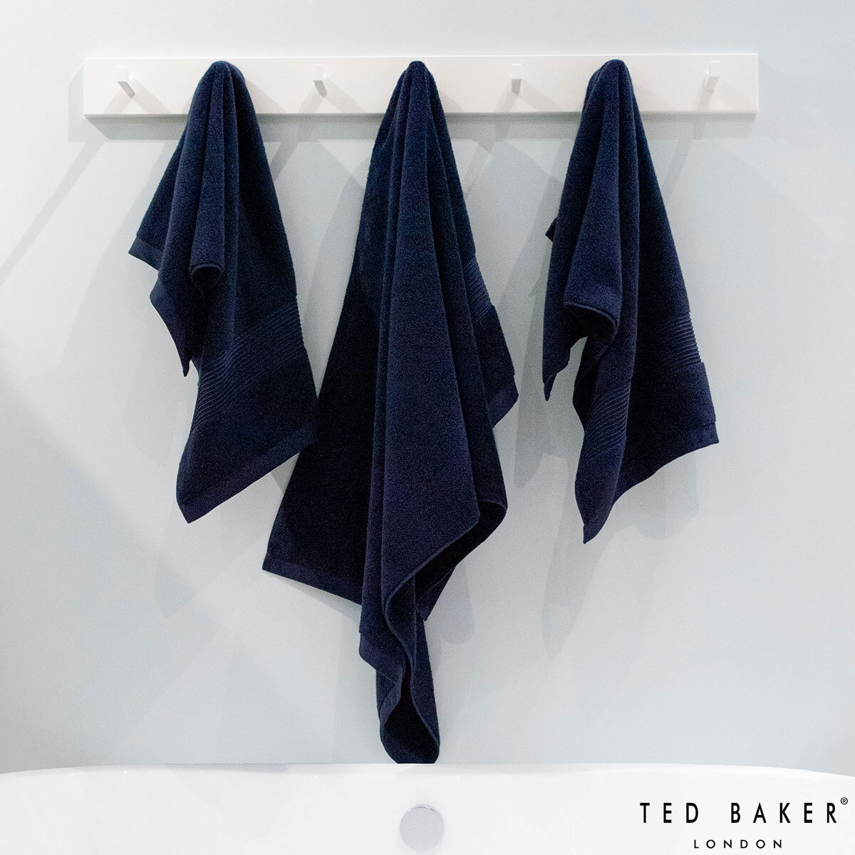 Ted Baker Bath Towel in Navy, 70 x 130 cm