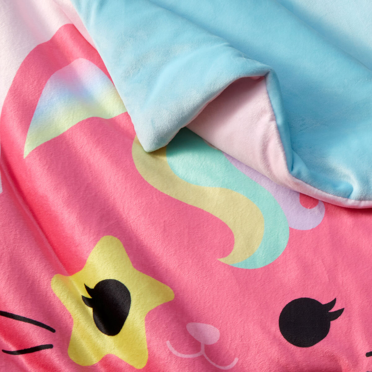 Squishmallows Snuggle Throw