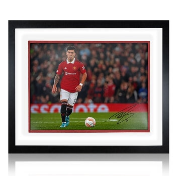 Lisandro Martinez Signed MUFC 22/23 Framed Image