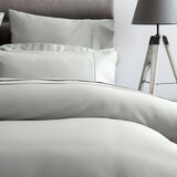 600 thread count bed linen bundle in platinum