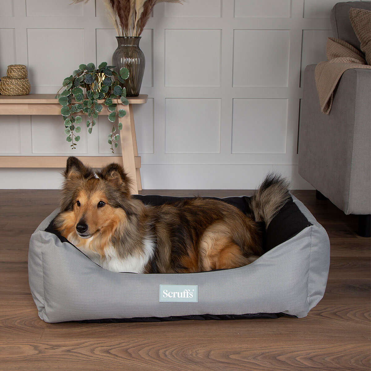 Scruffs Expedition Box Pet Bed, 24" x 19.5" (60cm x 50cm) in Grey