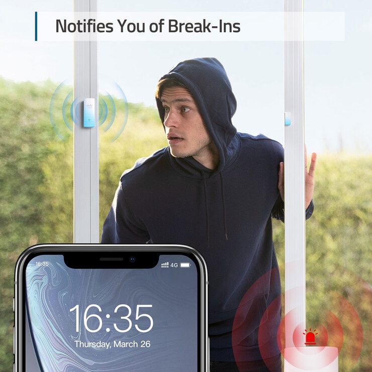 Lifestyle image of notification for break-in Lifestyle image of notification for break-in