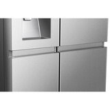 Hisense RS818N4TIC Side by Side Fridge Freezer in Stainless Steel