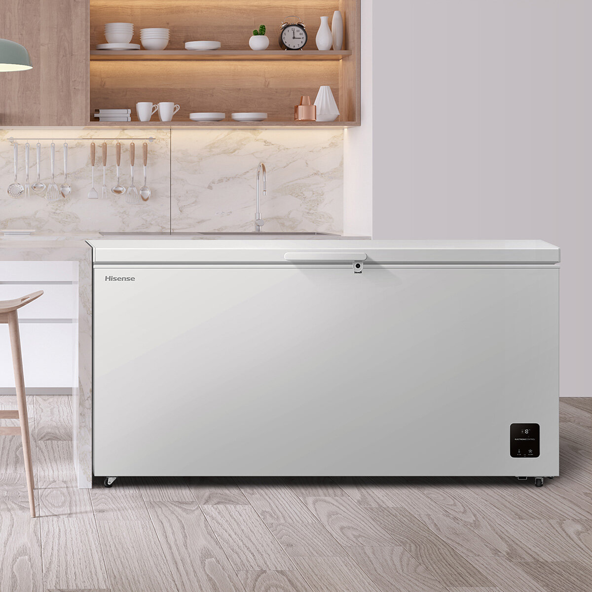 Hisense FC650D4AWLYE, 500L High Capacity Chest Freezer, E Rated in White