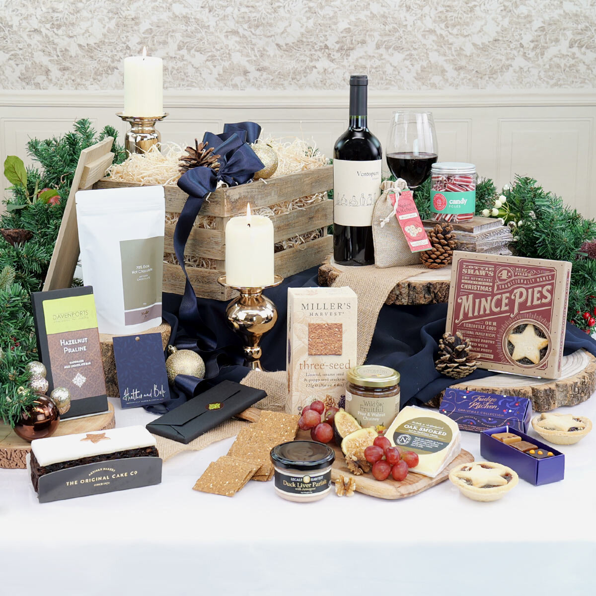 The Mulled Wine & Gourmet Treats Crate