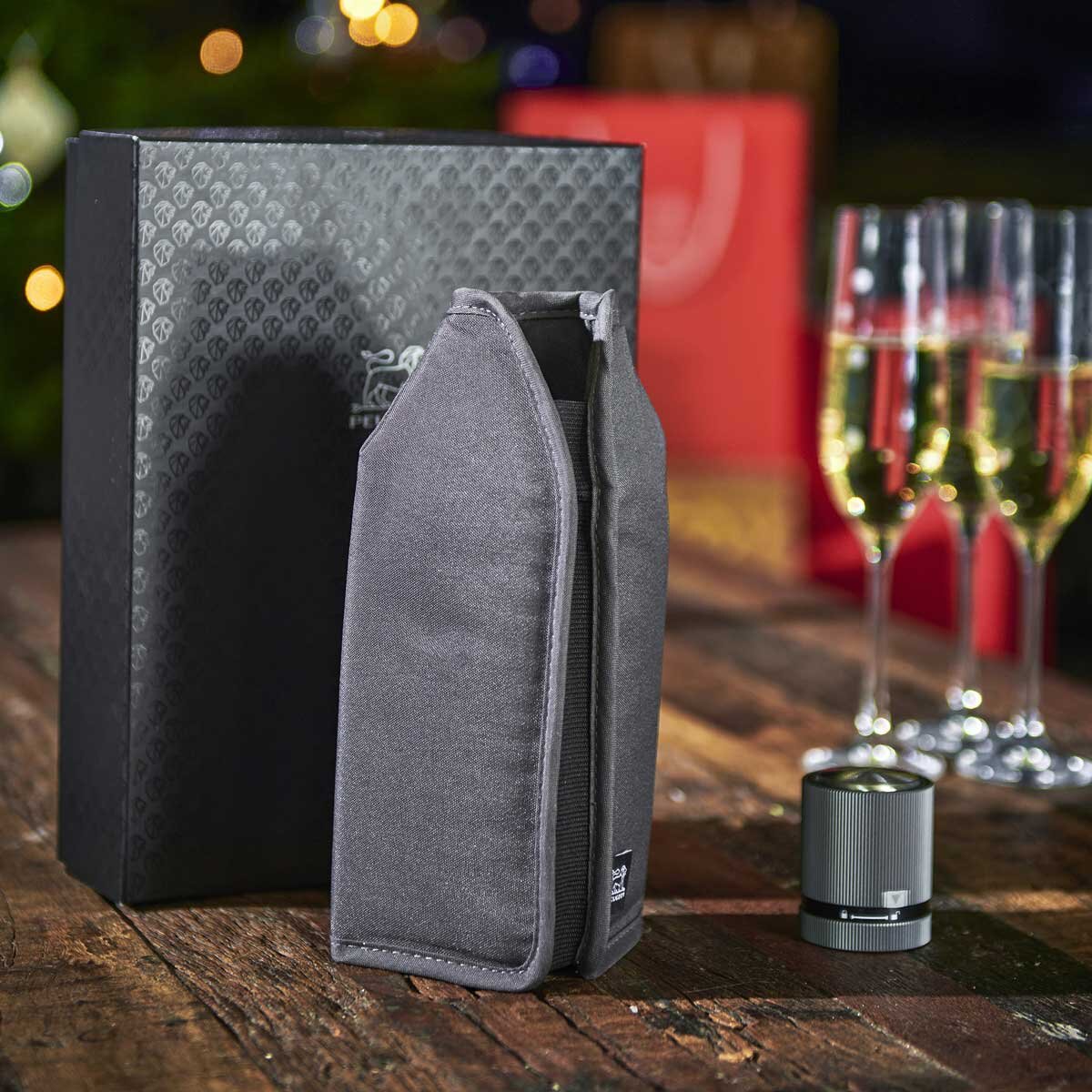 Peugeot Paris Frizz Wine Cooler Sleeve & Stopper Gift Set