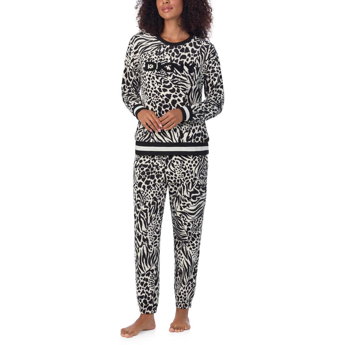 DKNY Ladies Fleece Lounge Set in Animal Print