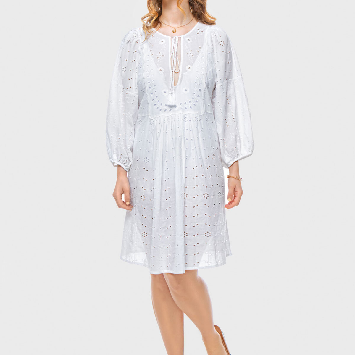 Elle Embroidery Anglaise Cotton 3/4 Sleeve Beach Dress in White