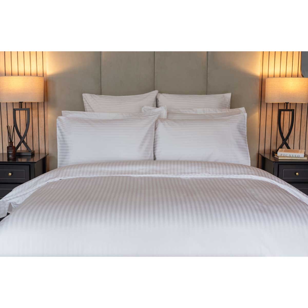 Belledorm 540 Thread Count Cotton 3 Piece Bed Set, Super King in White