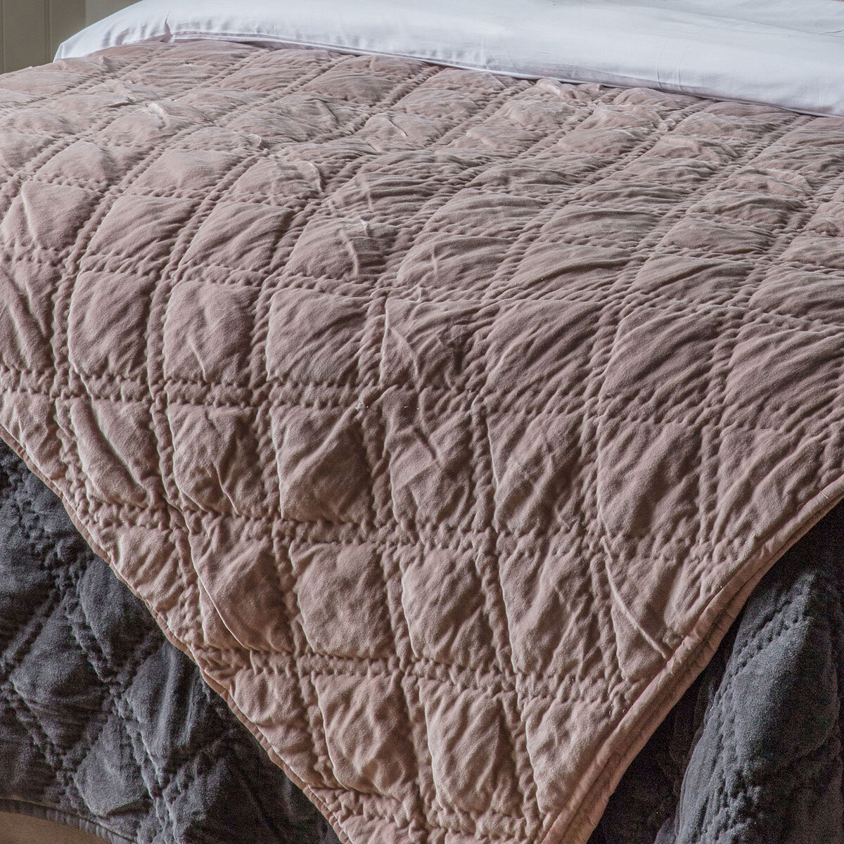 Gallery Quilted Velvet Bedspread in Blush