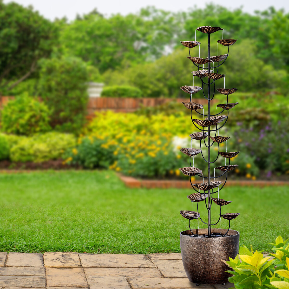 Cascading leaves fountain