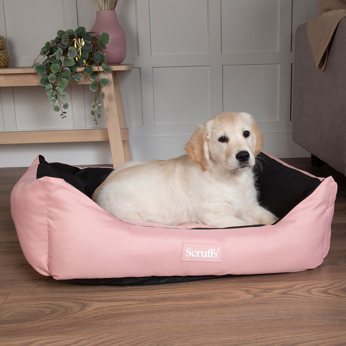 Scruffs Expedition Box Pet Bed, 24" x 19.5" (60cm x 50cm) in Pink