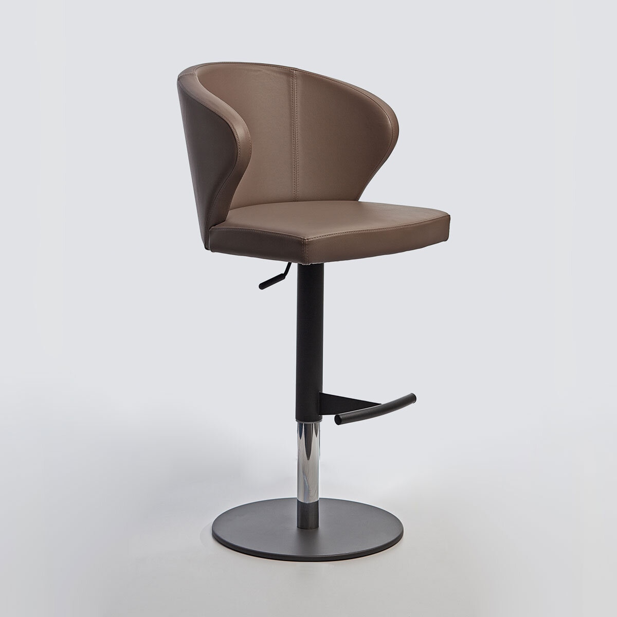 Doris Bar Stool in Bark