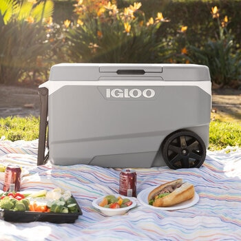 Igloo Max Cold Pro 85 Litre (90 US QT) Roller Cooler