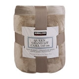 Kirkland Signature Plush Blanket in Taupe, 248 x 233 cm