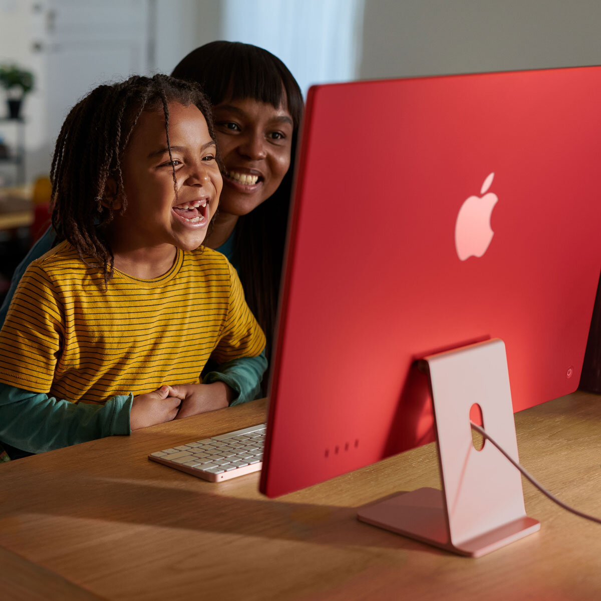 Buy Apple iMac 2023, M3, 8GB RAM, 512GB SSD, 24 Inch 10C GPU, in Pink at costco.co.uk