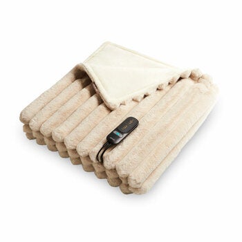 Duux Yentl Beige Heated Faux Fur Overblanket, 200 x 200 cm Duux Yentl Beige Heated Faux Fur Overblanket, 200 x 200 cm