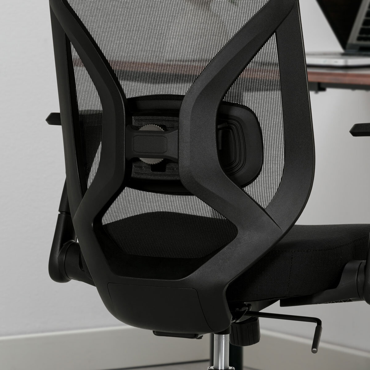 True Innovations Mesh Chair