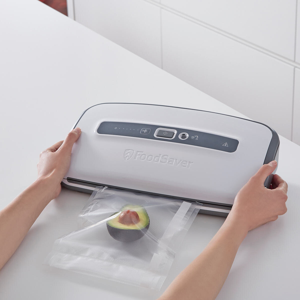 FoodSaver Vacuum Sealer with Roll Storage, White FFS01201 Costco UK