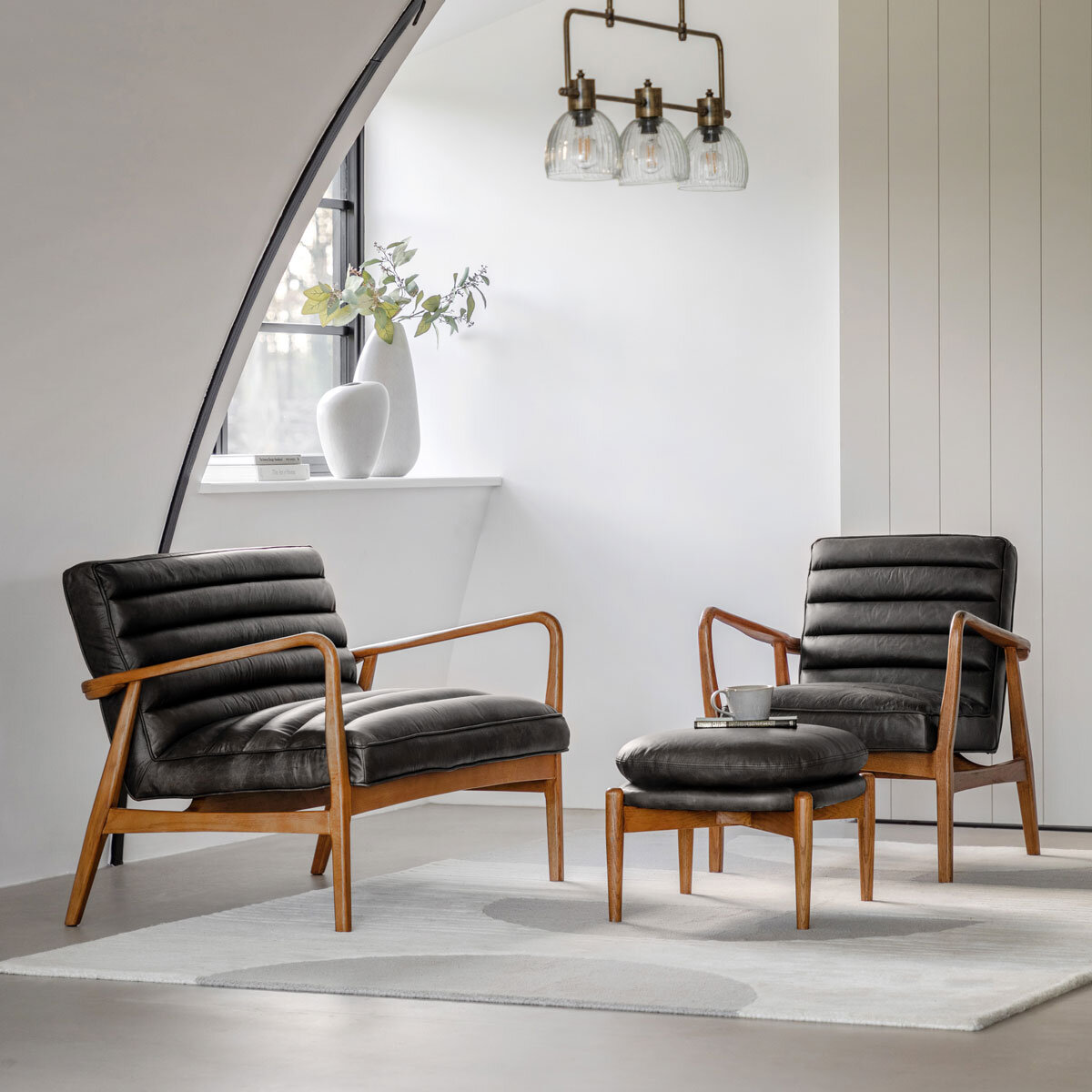 Gallery Datsun Antique Ebony Leather Armchair