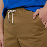 Chaps Men’s Reese Flex Pull-On Short in 4 Toffee