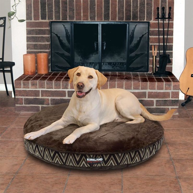 Kirkland Signature 106 cm Round Pet Bed in Taupe Chevron Costco UK